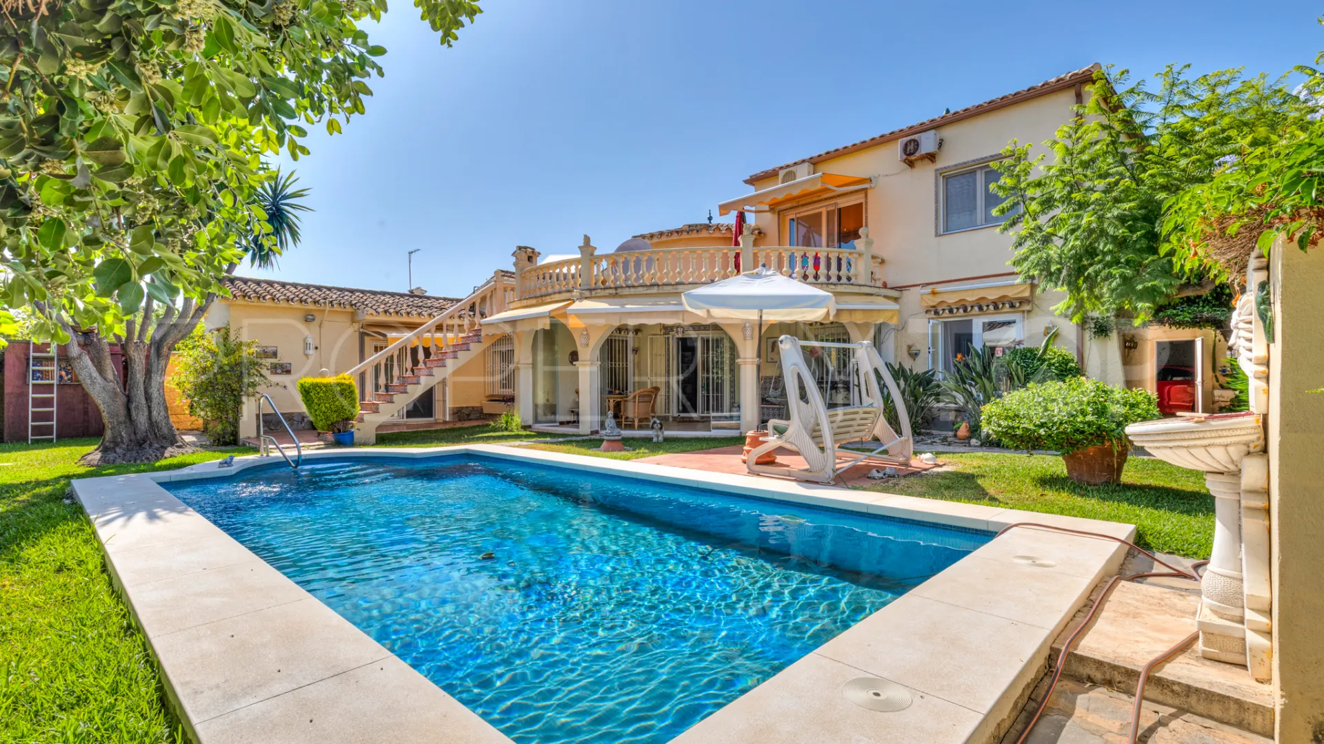 For sale Costalita house with 4 bedrooms