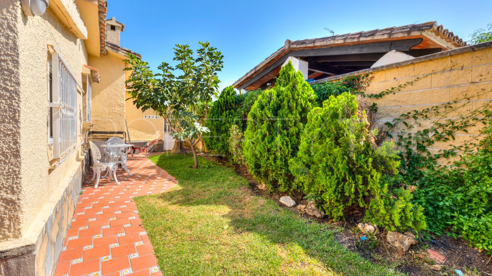 For sale Costalita house with 4 bedrooms