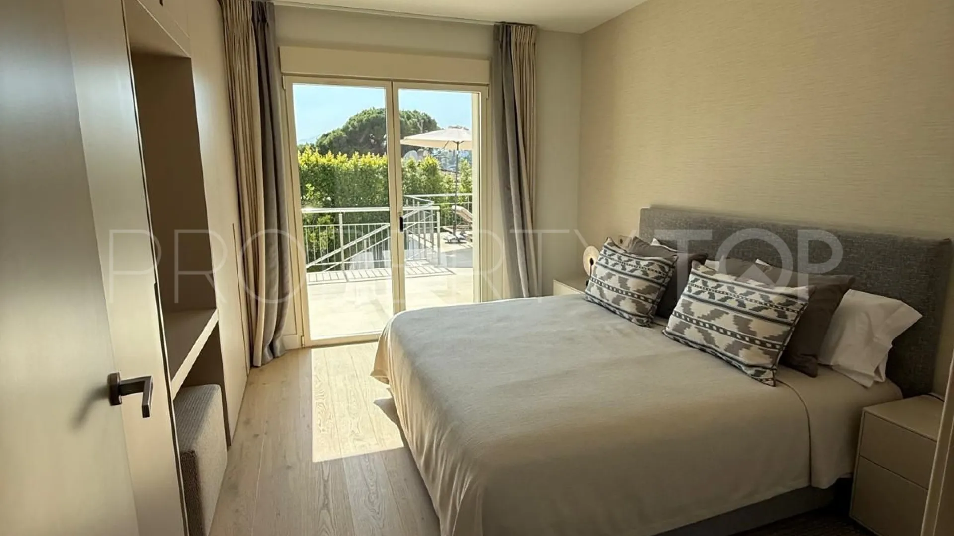 Guadalmina Alta, villa con 4 dormitorios a la venta