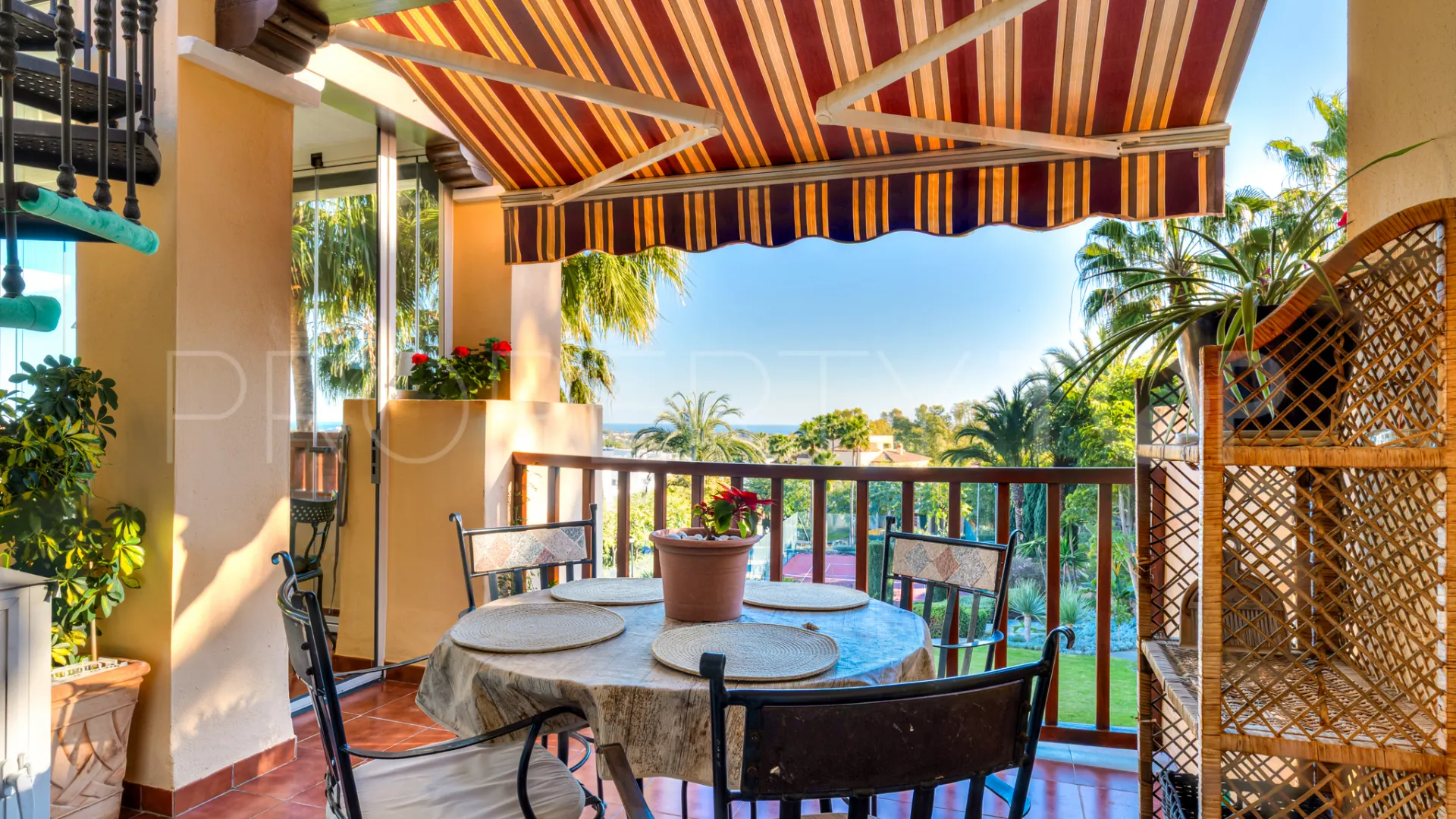 Se vende atico duplex en Atalaya de 2 dormitorios