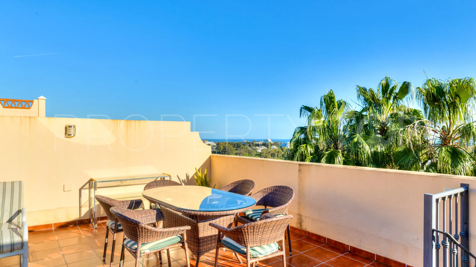 Se vende atico duplex en Atalaya de 2 dormitorios