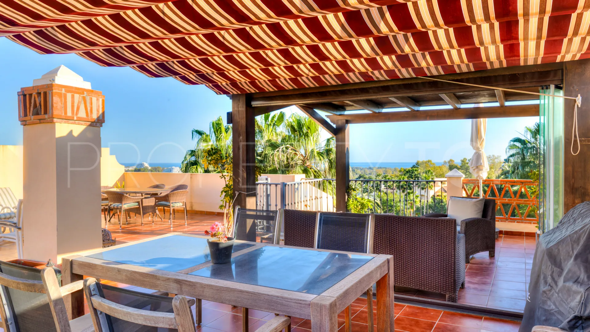 Se vende atico duplex en Atalaya de 2 dormitorios