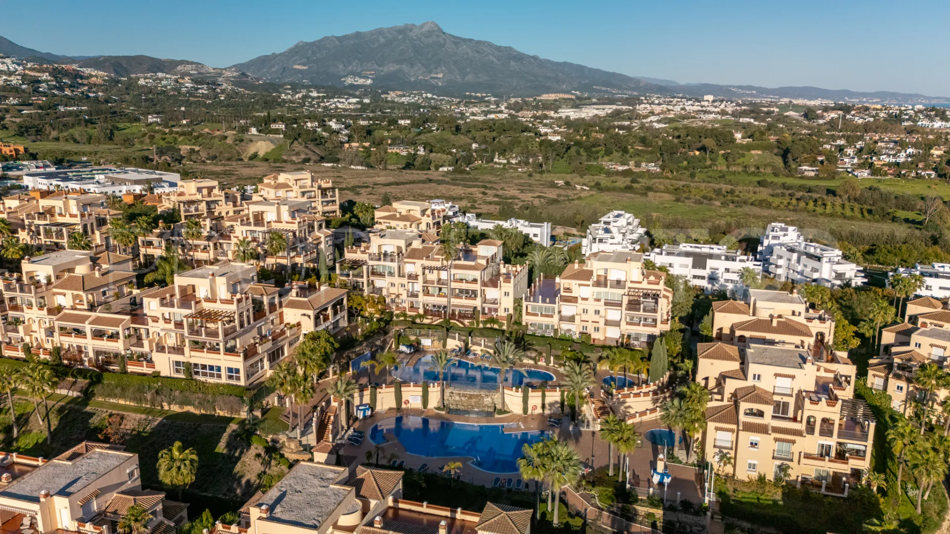 Se vende atico duplex en Atalaya de 2 dormitorios