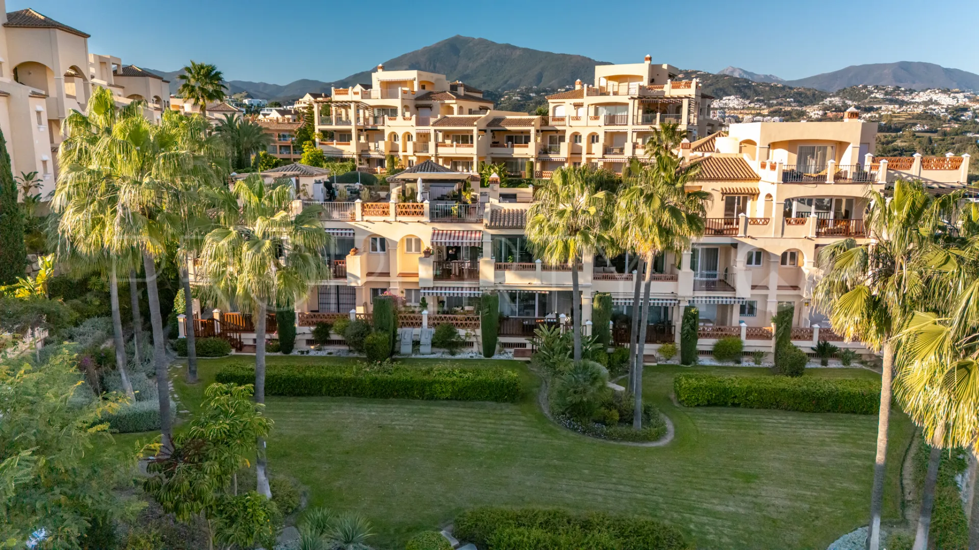 Se vende atico duplex en Atalaya de 2 dormitorios