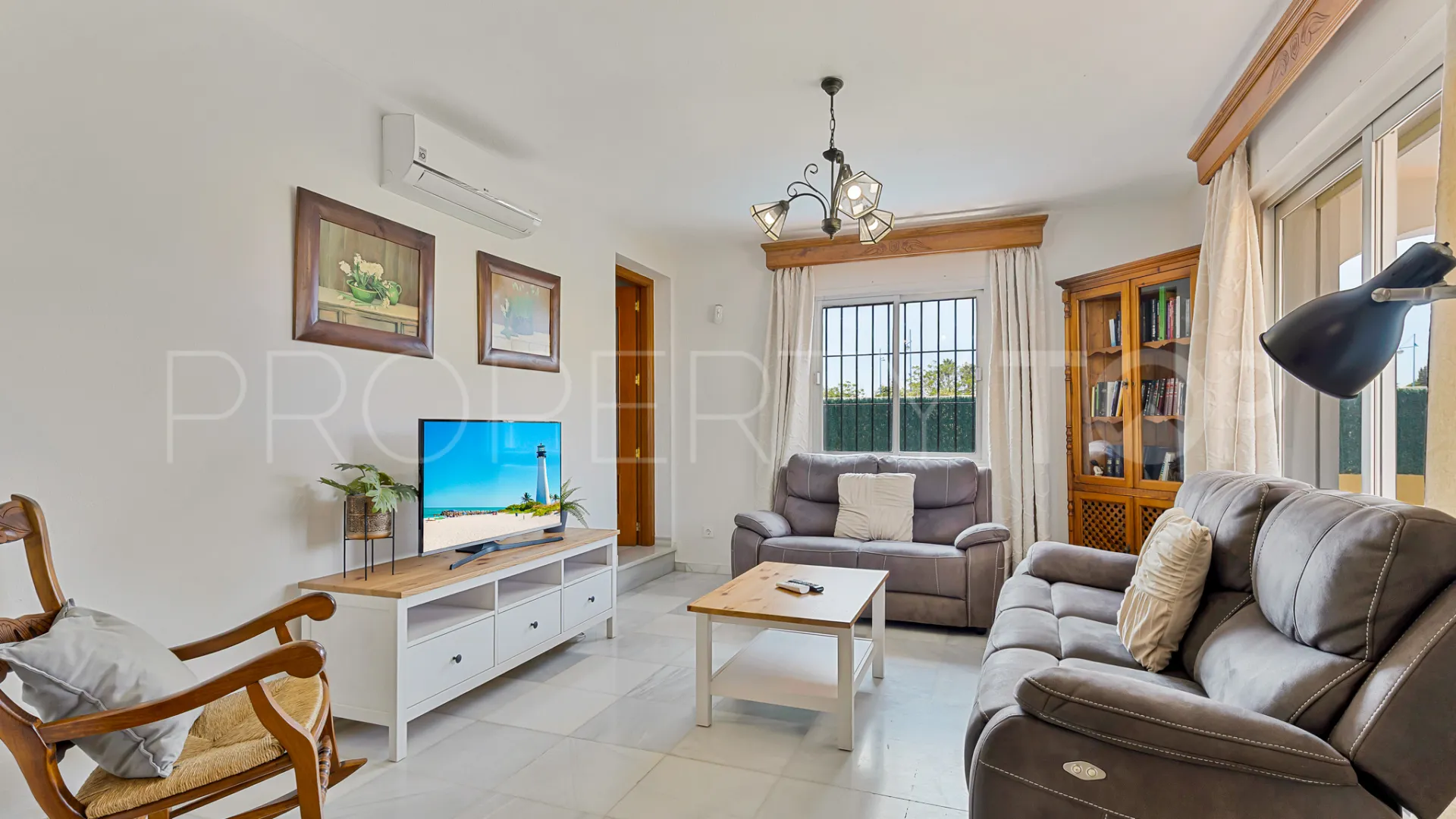 San Pedro de Alcantara, villa con 6 dormitorios en venta