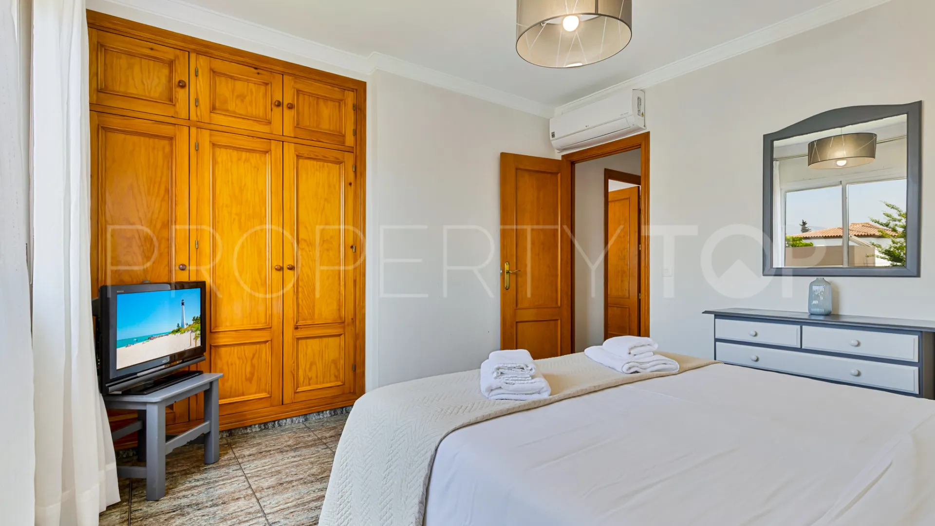 San Pedro de Alcantara, villa con 6 dormitorios en venta