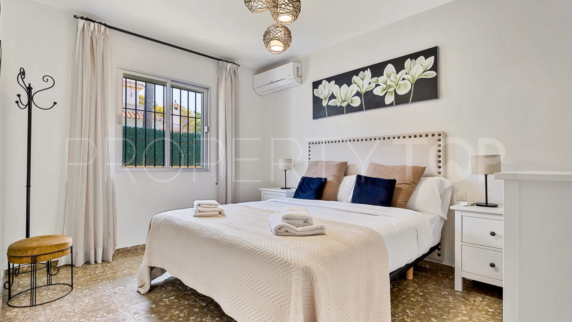 San Pedro de Alcantara, villa con 6 dormitorios en venta