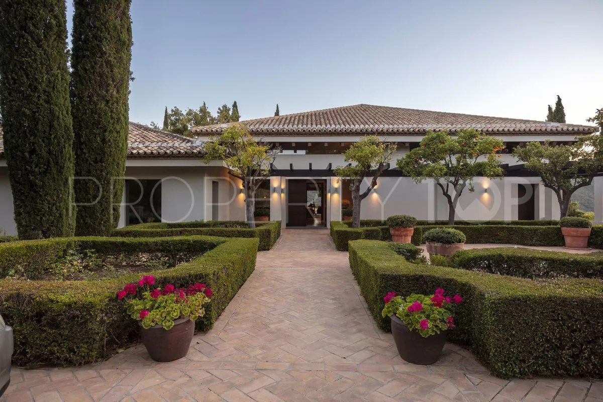 Se vende villa en La Zagaleta con 8 dormitorios