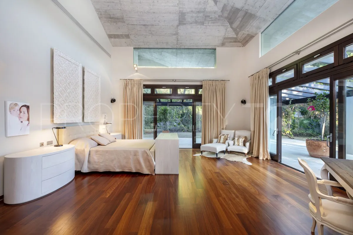 Se vende villa en La Zagaleta con 8 dormitorios