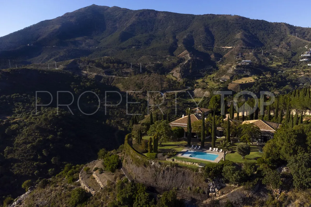 Se vende villa en La Zagaleta con 8 dormitorios