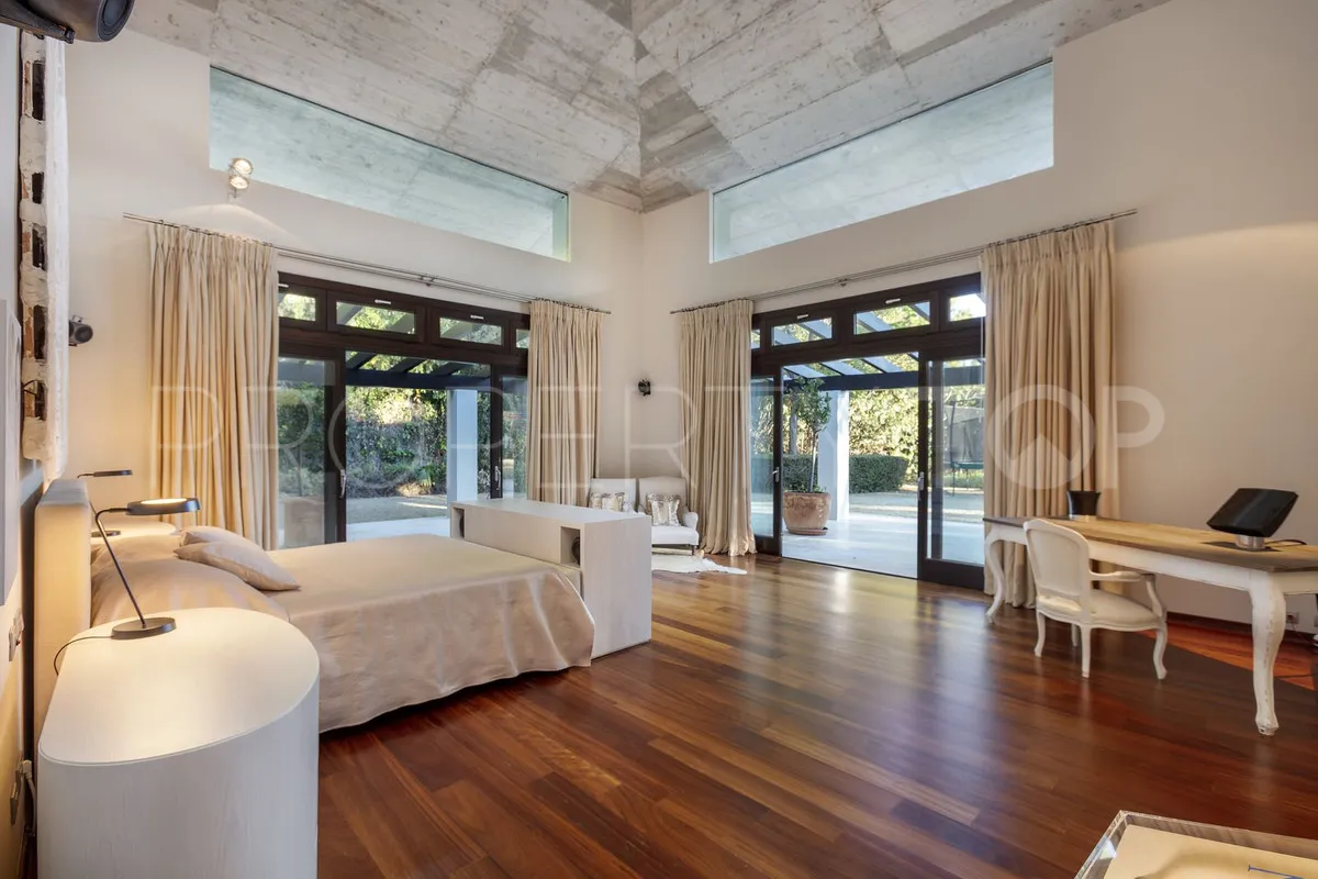 Se vende villa en La Zagaleta con 8 dormitorios