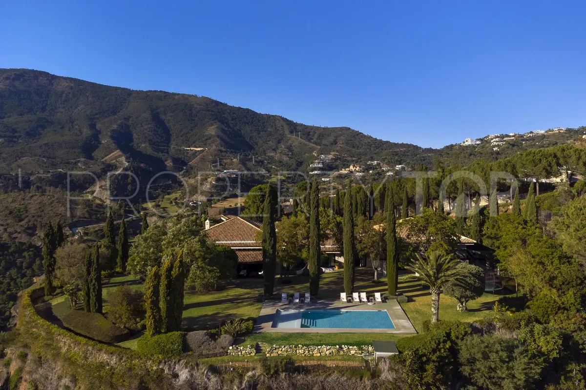 Se vende villa en La Zagaleta con 8 dormitorios
