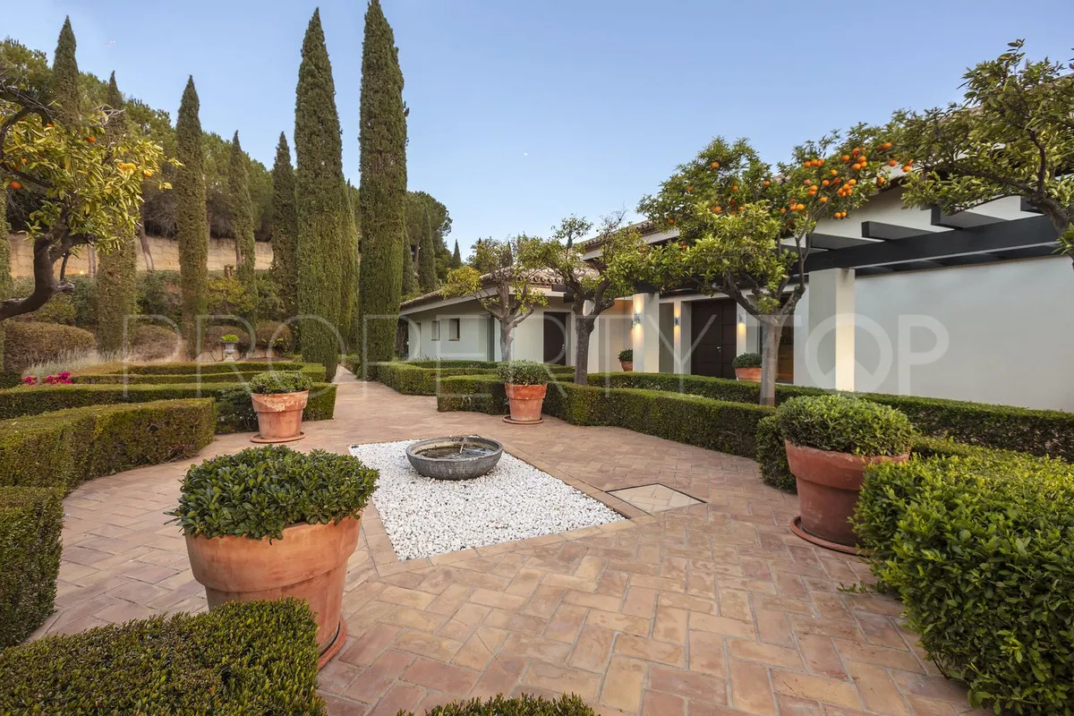 Se vende villa en La Zagaleta con 8 dormitorios