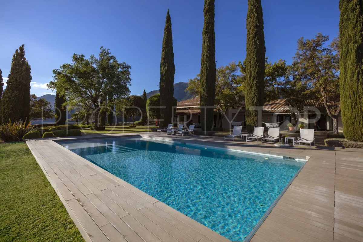 Se vende villa en La Zagaleta con 8 dormitorios