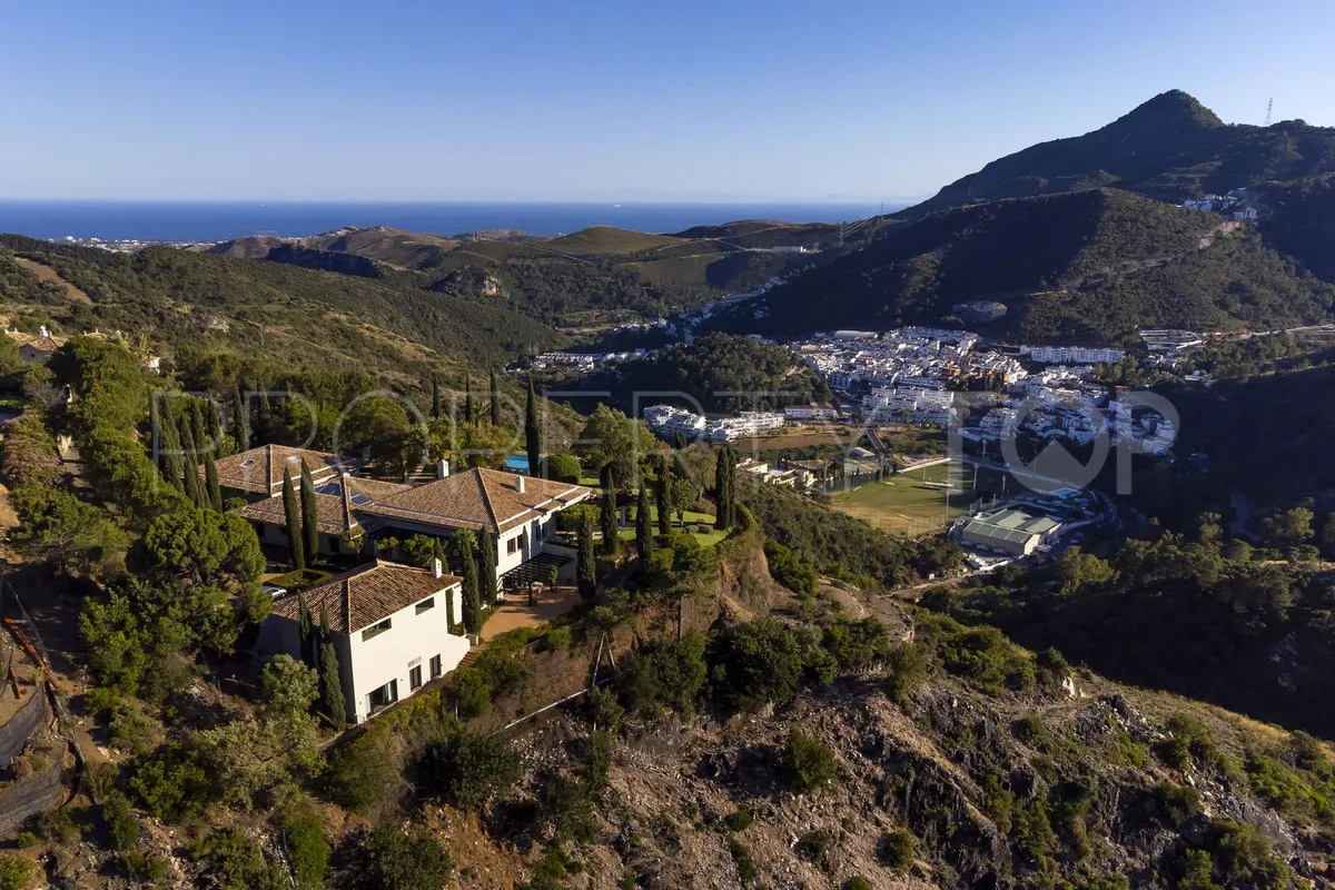Se vende villa en La Zagaleta con 8 dormitorios