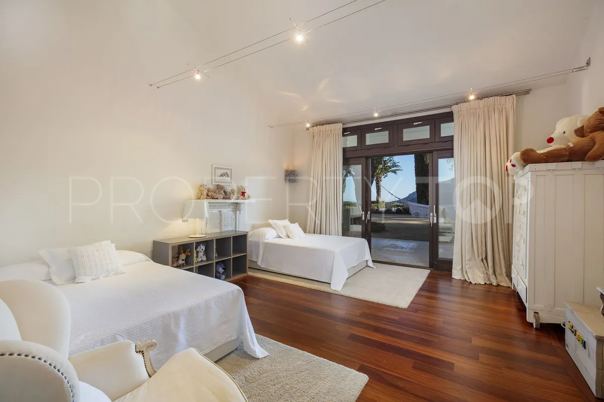Se vende villa en La Zagaleta con 8 dormitorios