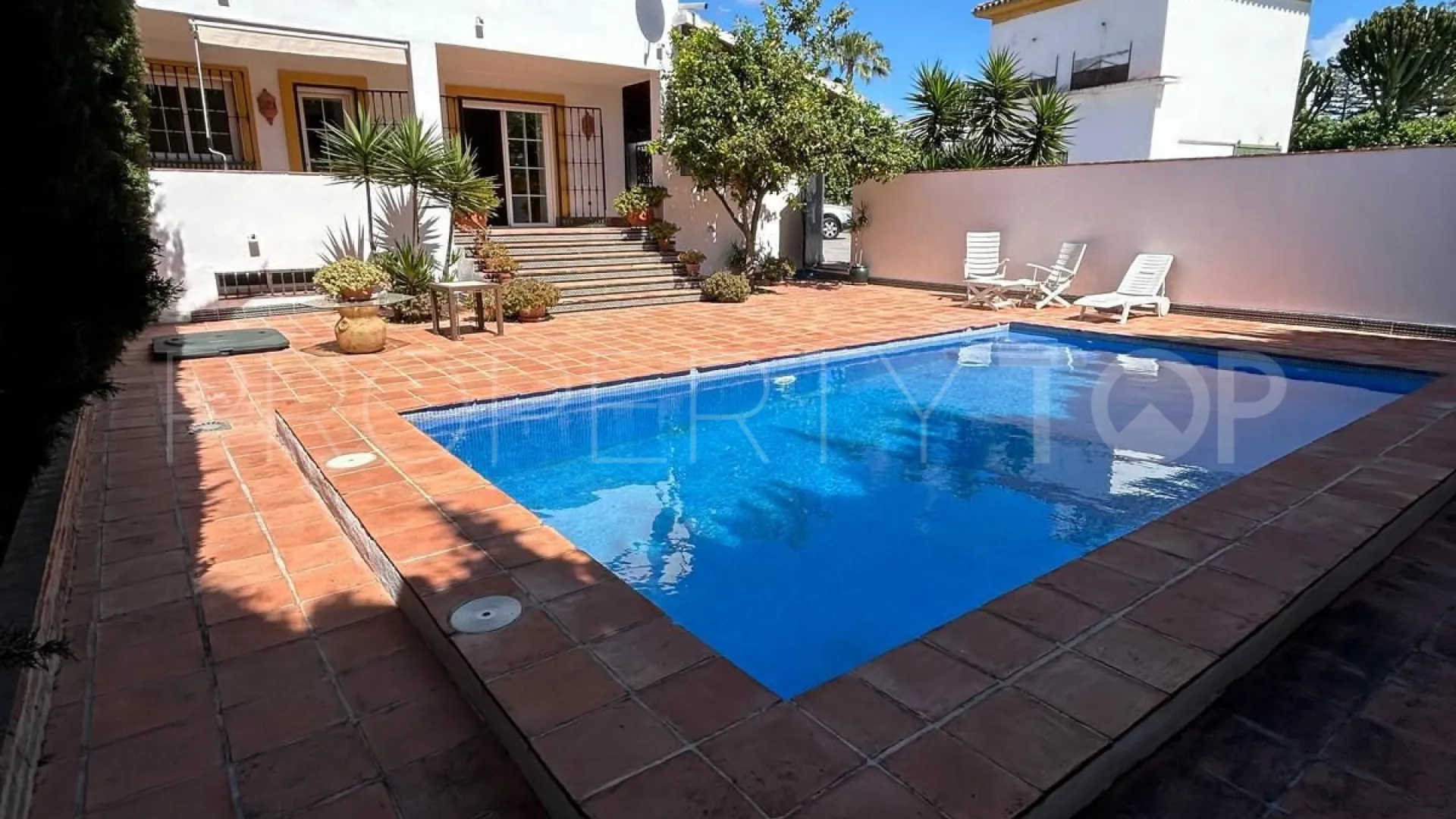 Town house in San Pedro de Alcantara for sale