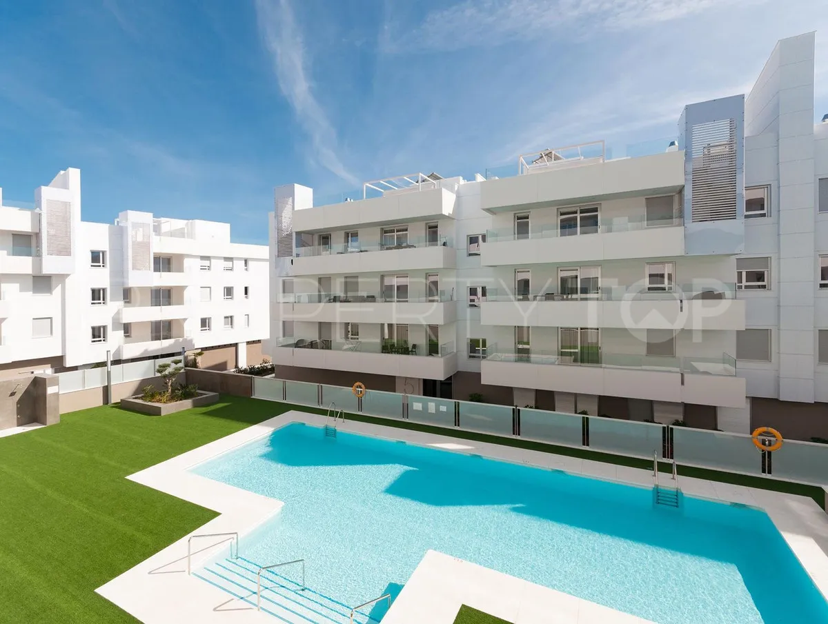 Comprar apartamento en San Pedro de Alcantara con 3 dormitorios