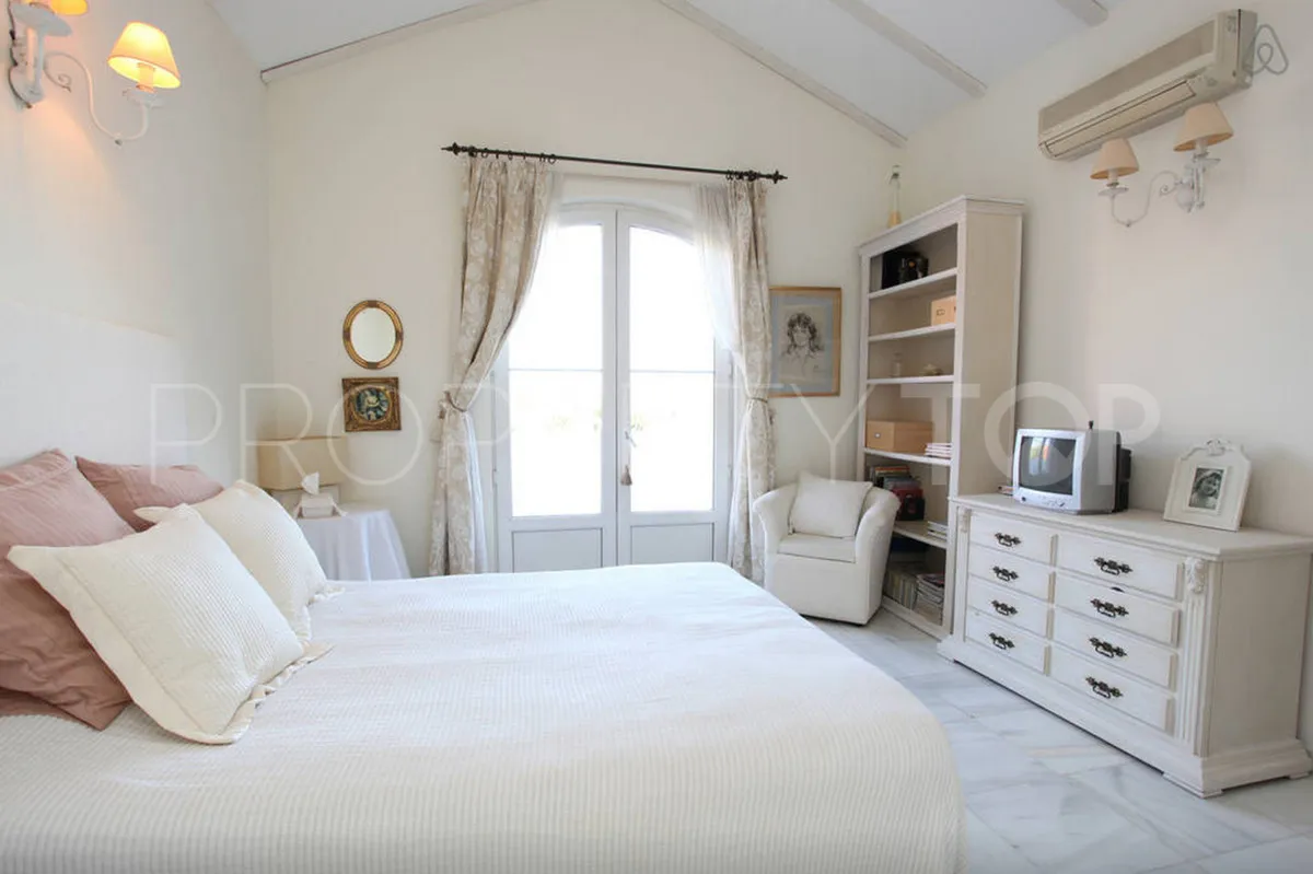 Villa con 3 dormitorios en venta en Guadalmina Alta