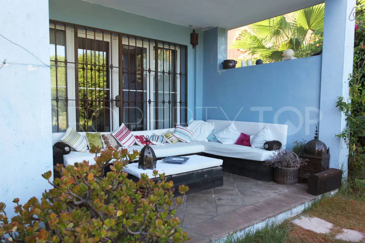 Villa con 3 dormitorios en venta en Guadalmina Alta