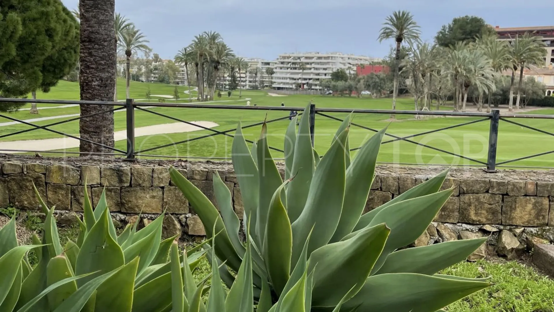 Villa con 3 dormitorios en venta en Guadalmina Alta