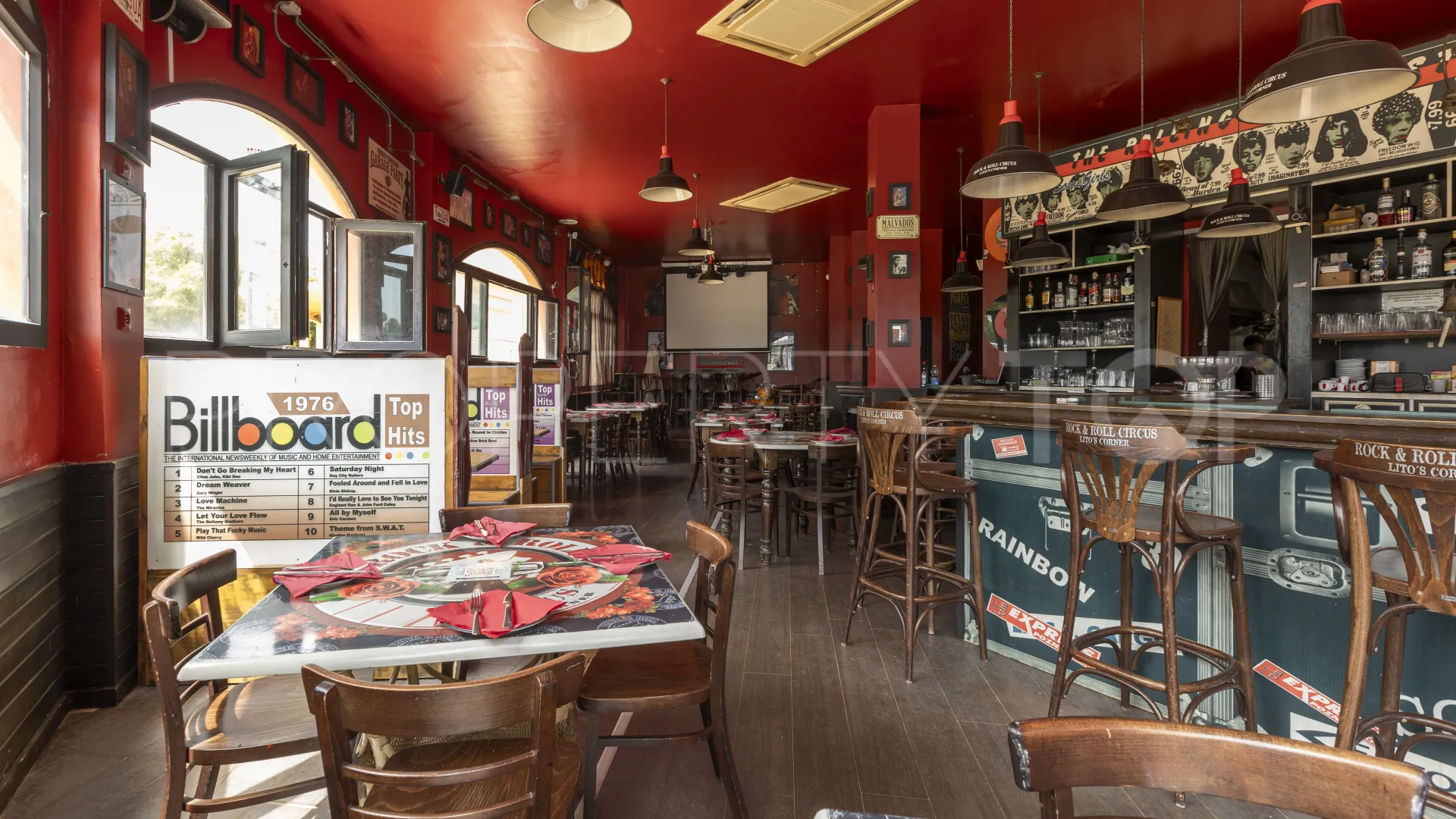 Se vende restaurante en Novo Sancti Petri