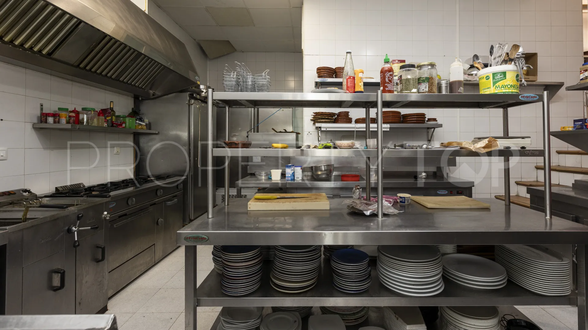 Se vende restaurante en Novo Sancti Petri