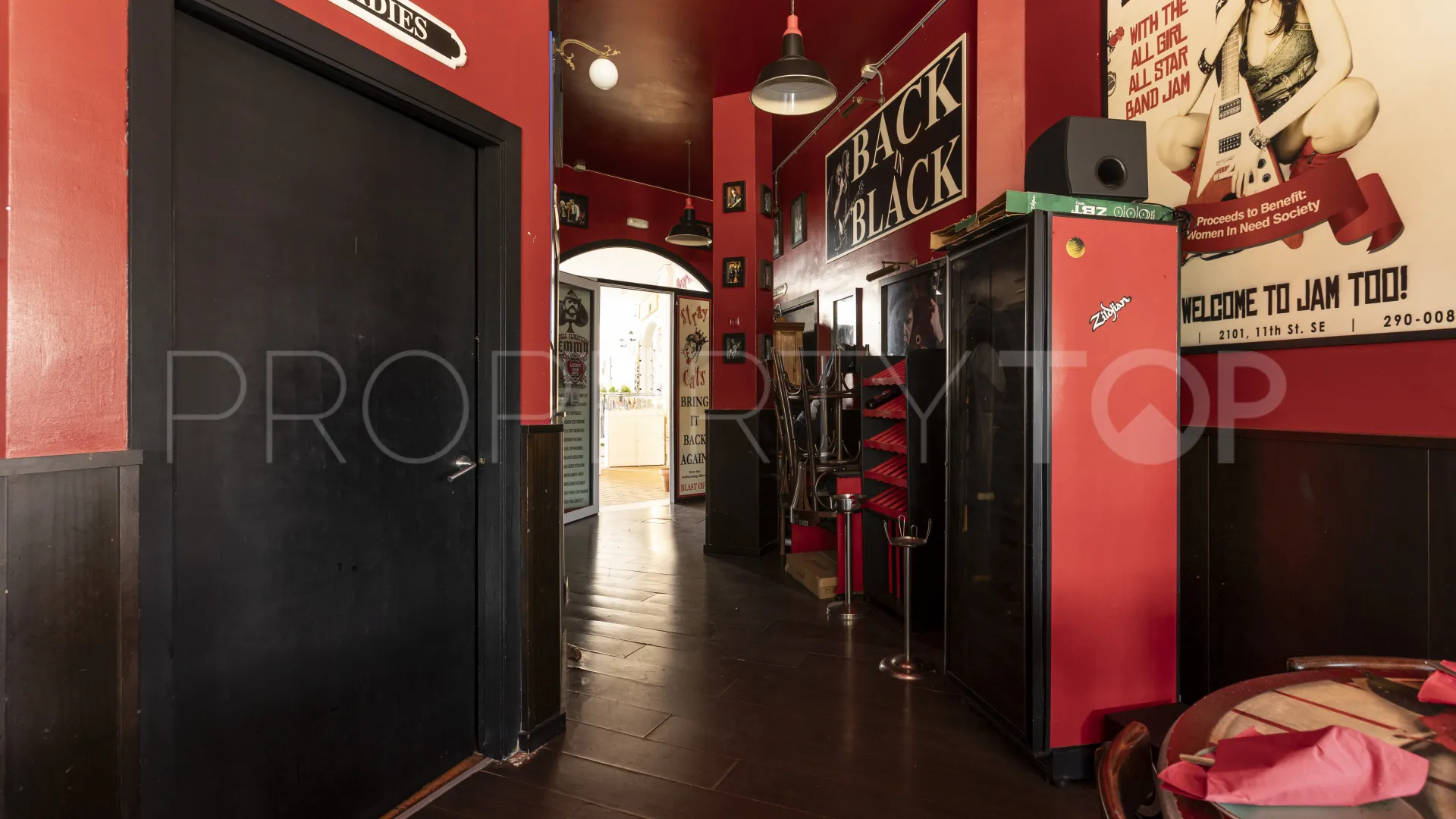 Se vende restaurante en Novo Sancti Petri