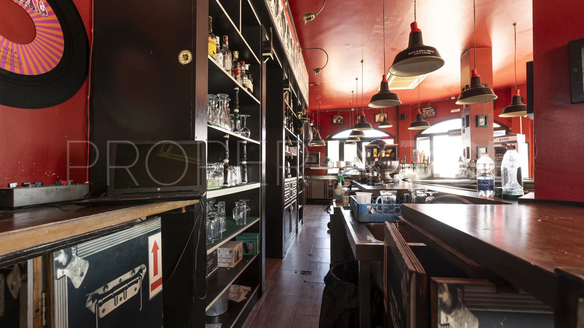 Se vende restaurante en Novo Sancti Petri