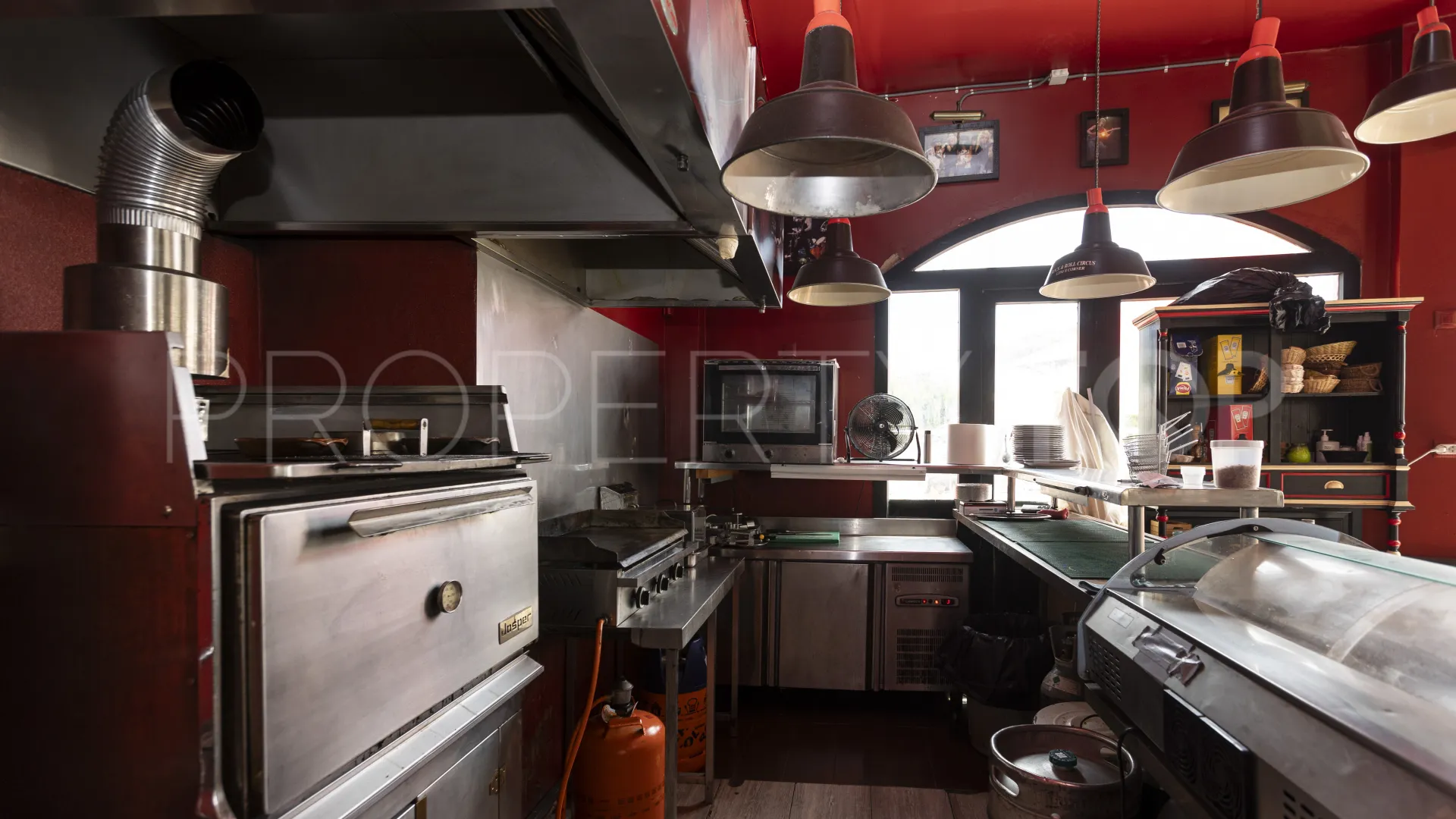 Se vende restaurante en Novo Sancti Petri