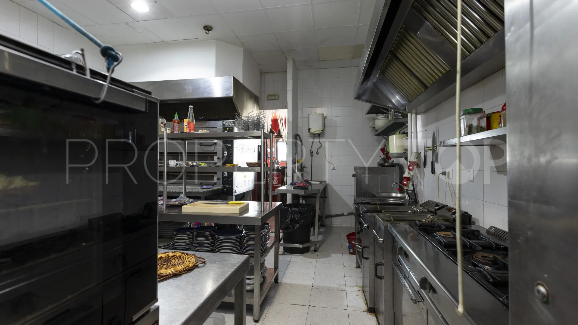 Se vende restaurante en Novo Sancti Petri