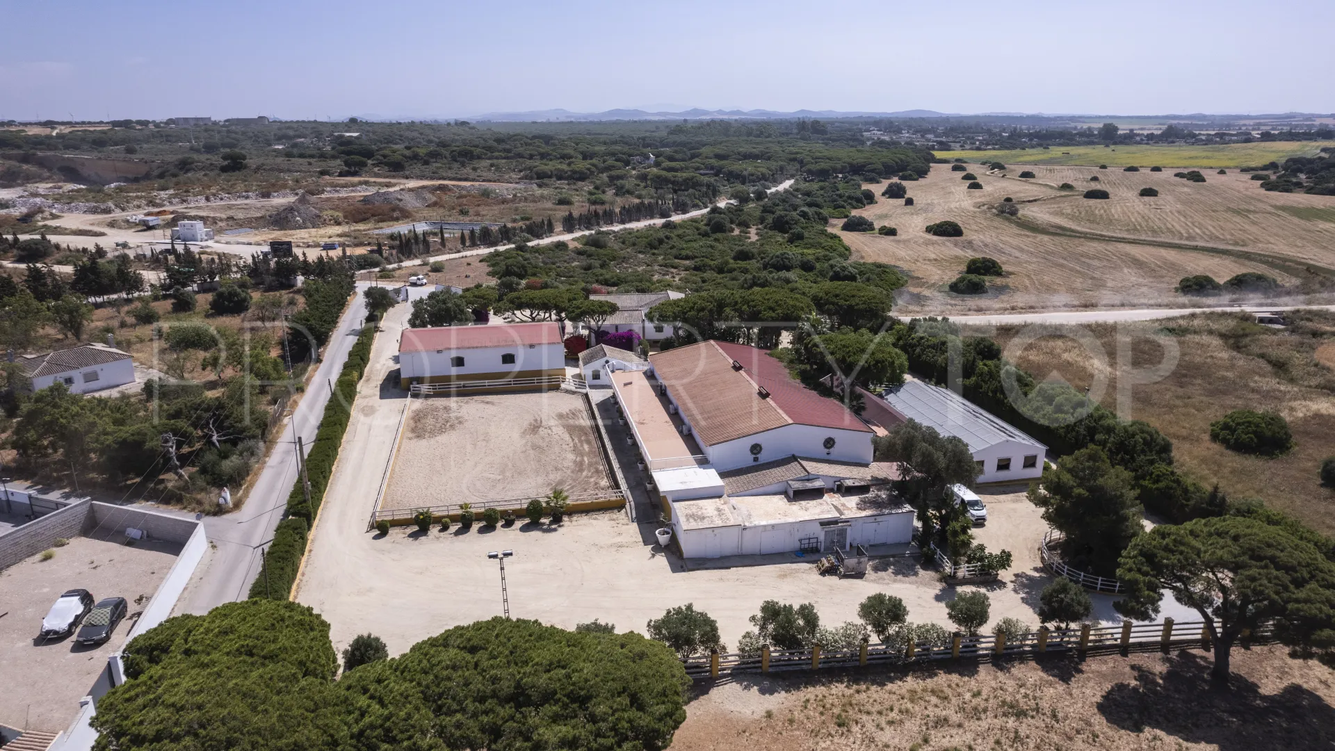 Finca de 4 dormitorios a la venta en Las Lagunas - Campano