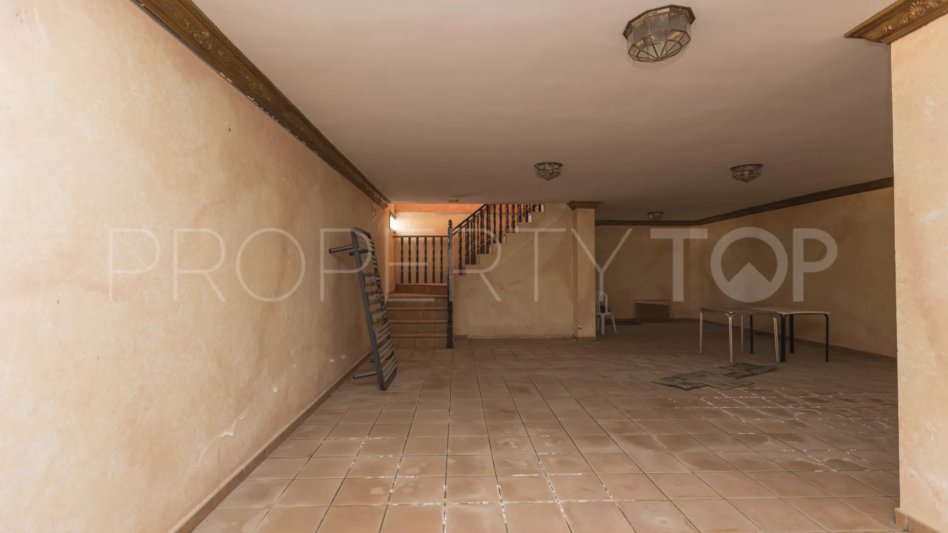 Finca de 4 dormitorios a la venta en Las Lagunas - Campano