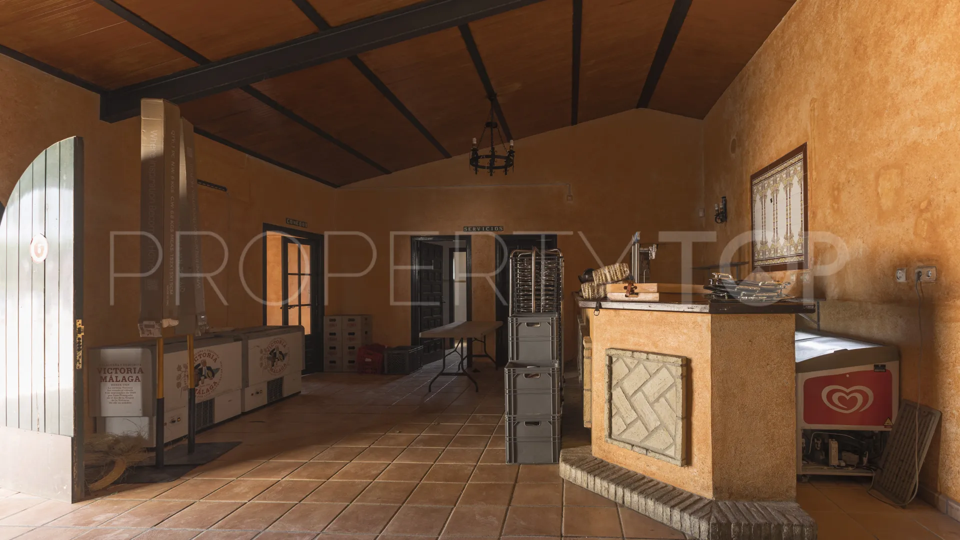 Finca de 4 dormitorios a la venta en Las Lagunas - Campano