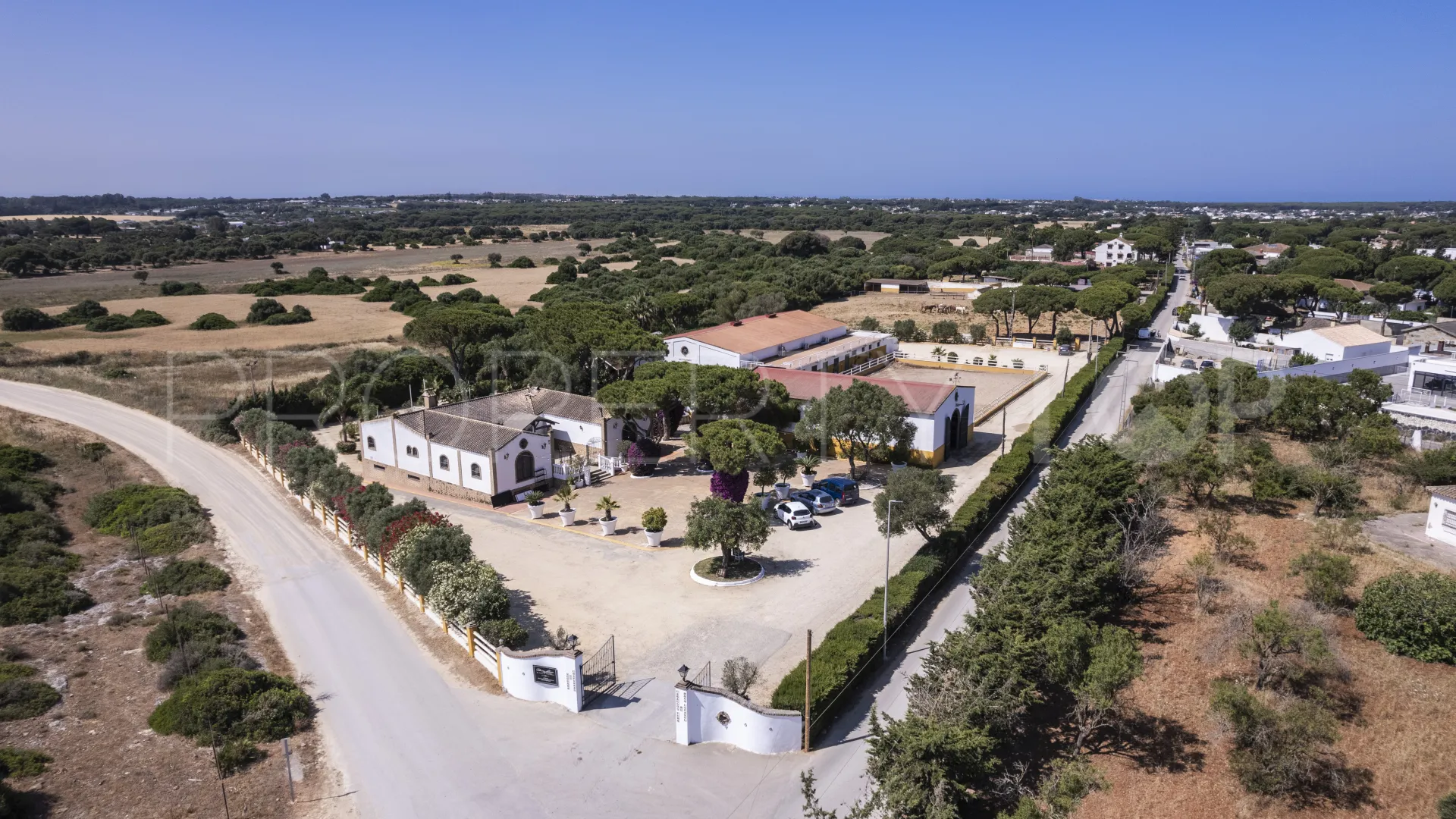 Finca de 4 dormitorios a la venta en Las Lagunas - Campano