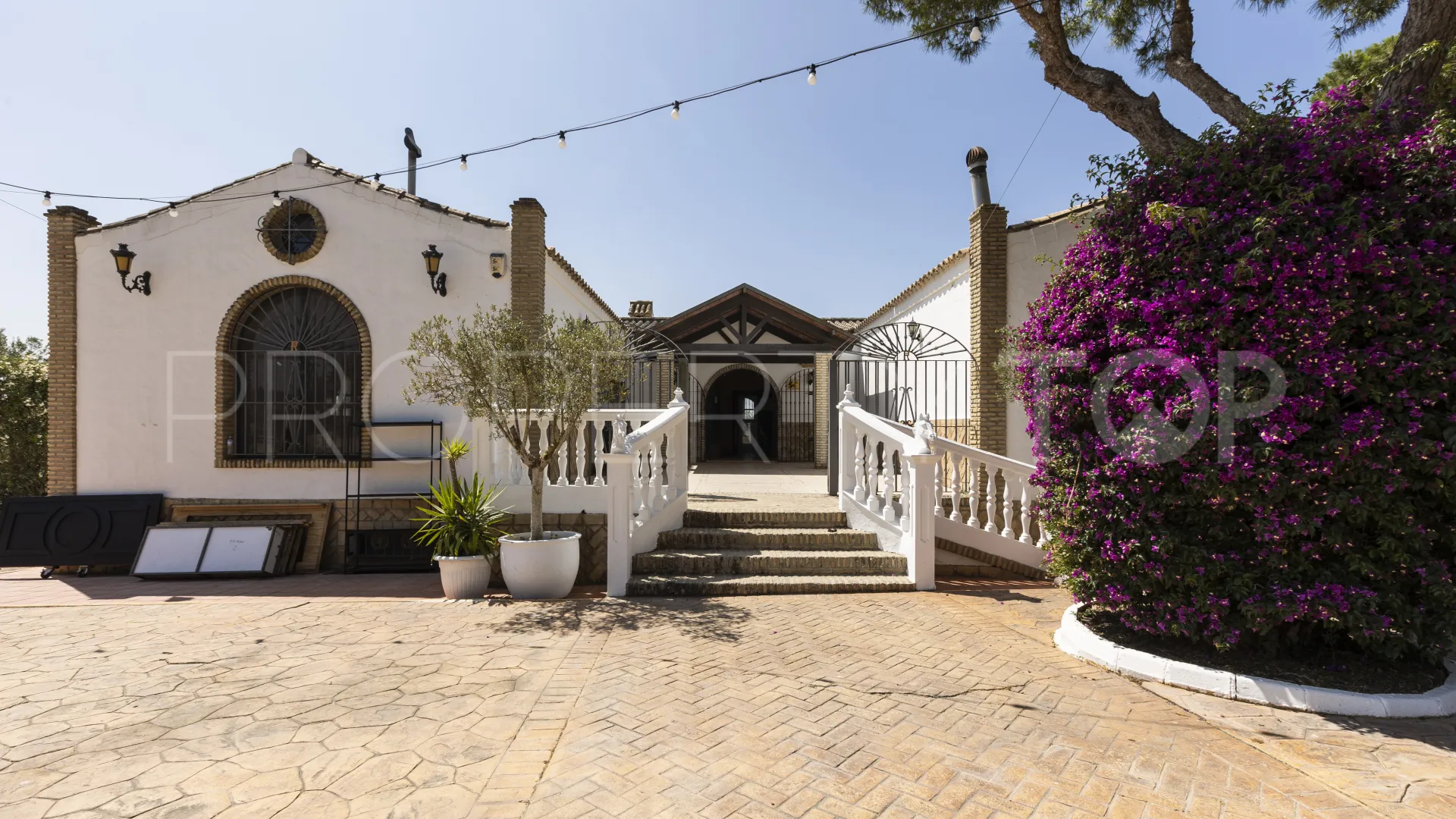 Finca de 4 dormitorios a la venta en Las Lagunas - Campano
