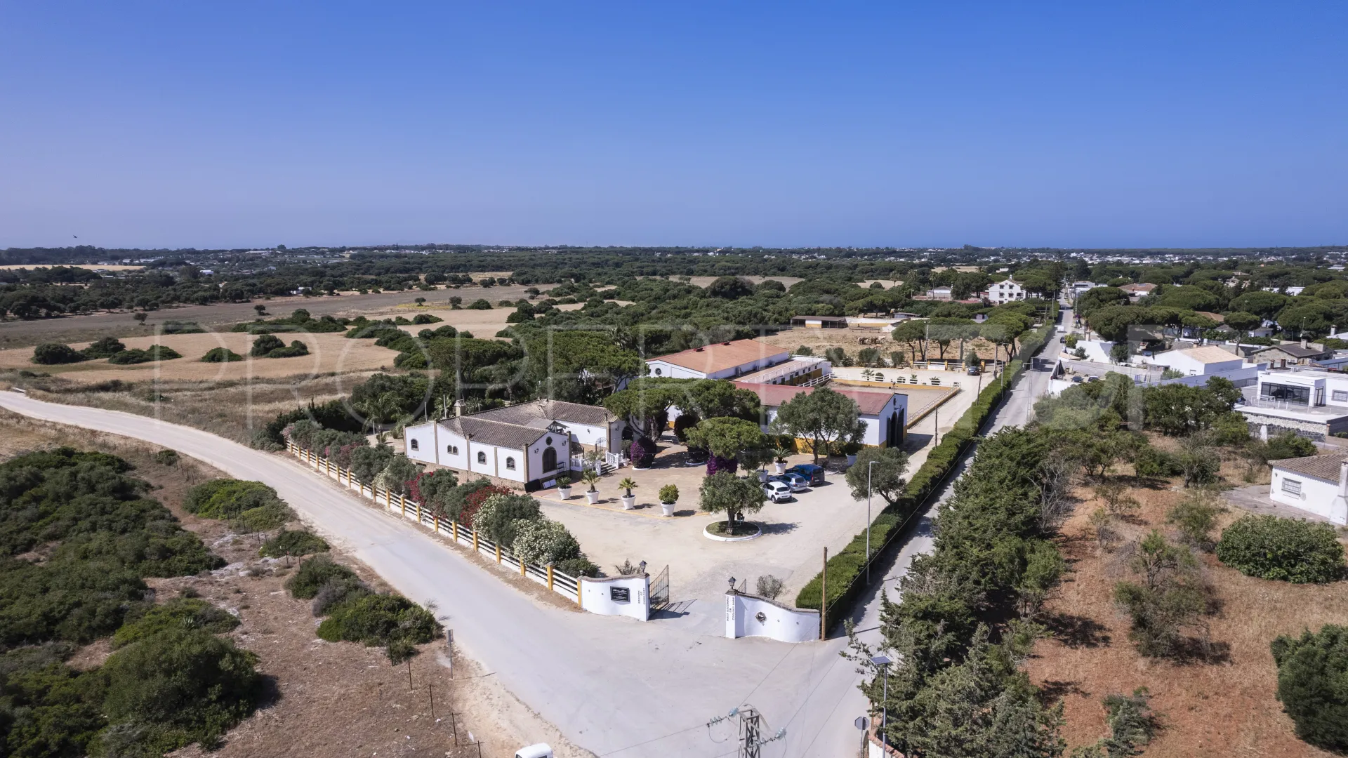 Finca de 4 dormitorios a la venta en Las Lagunas - Campano