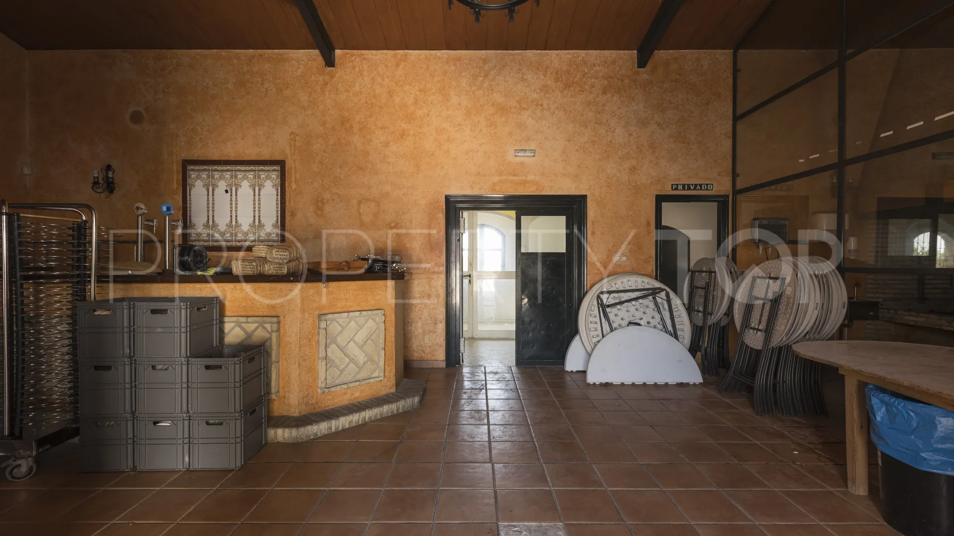 Finca de 4 dormitorios a la venta en Las Lagunas - Campano