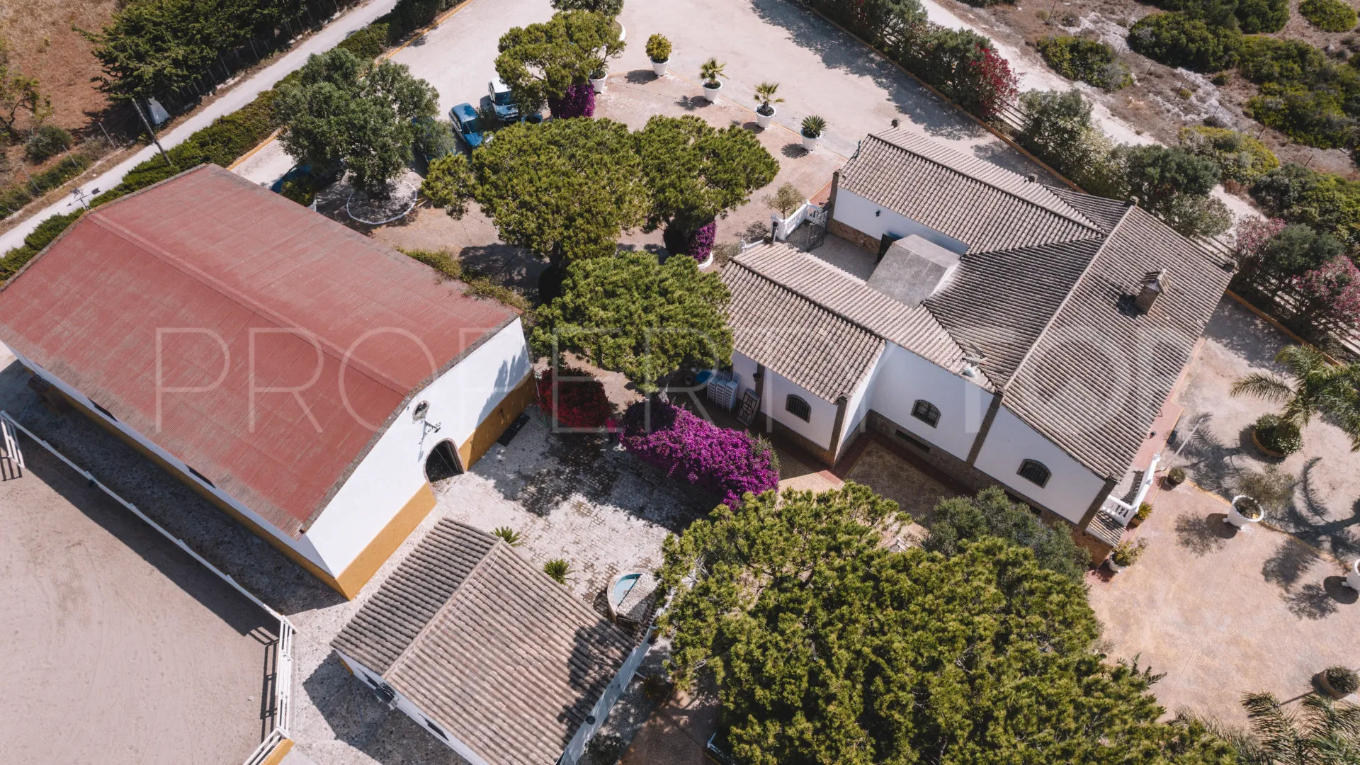 Finca de 4 dormitorios a la venta en Las Lagunas - Campano