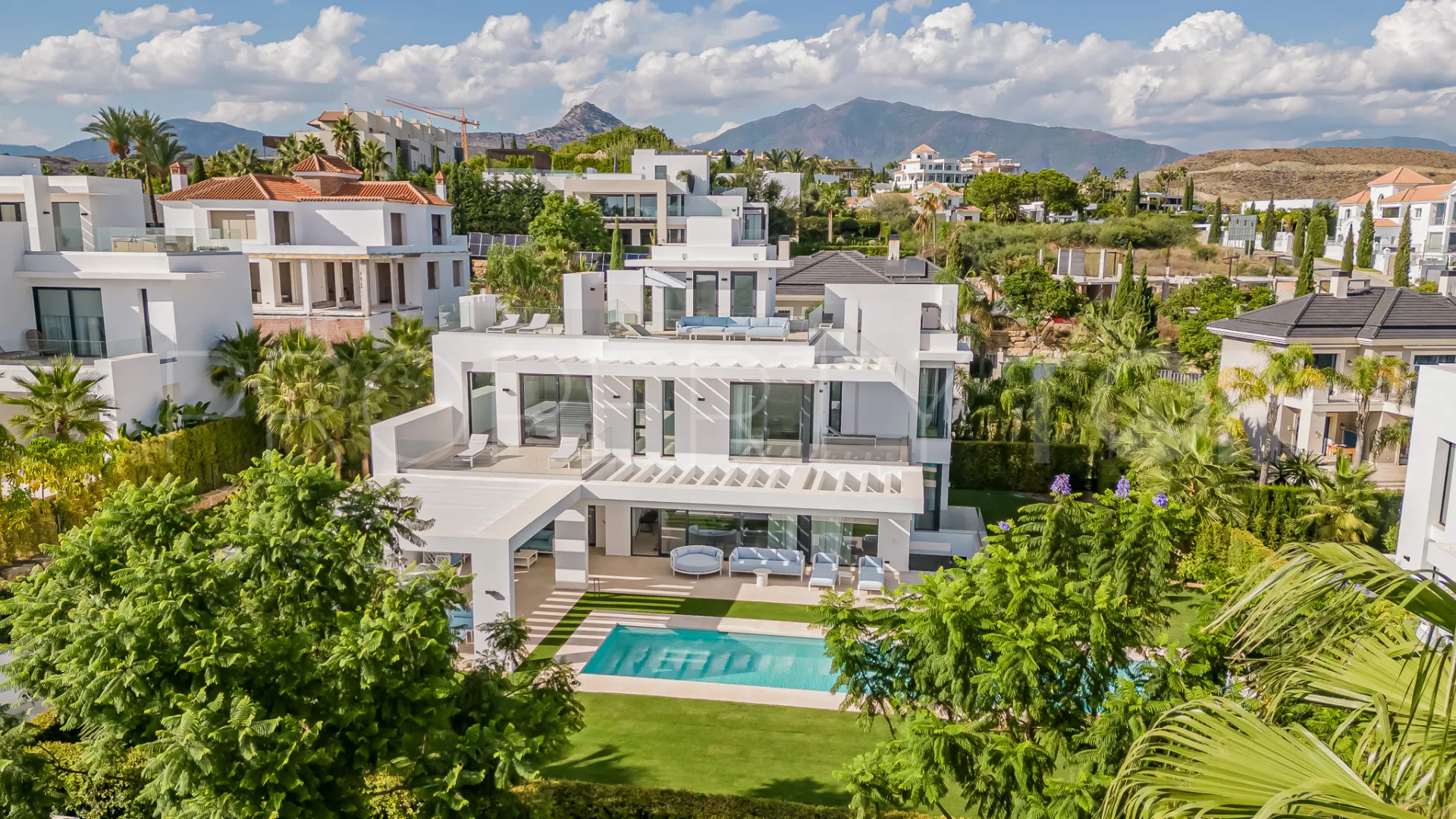 Los Flamingos villa for sale