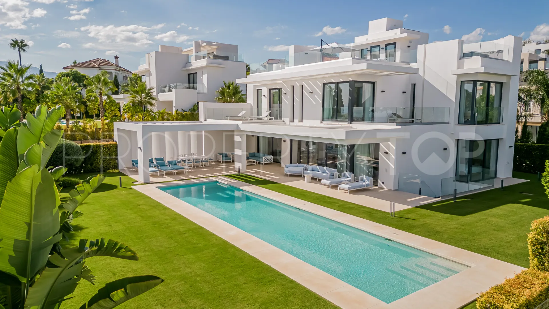 Los Flamingos villa for sale