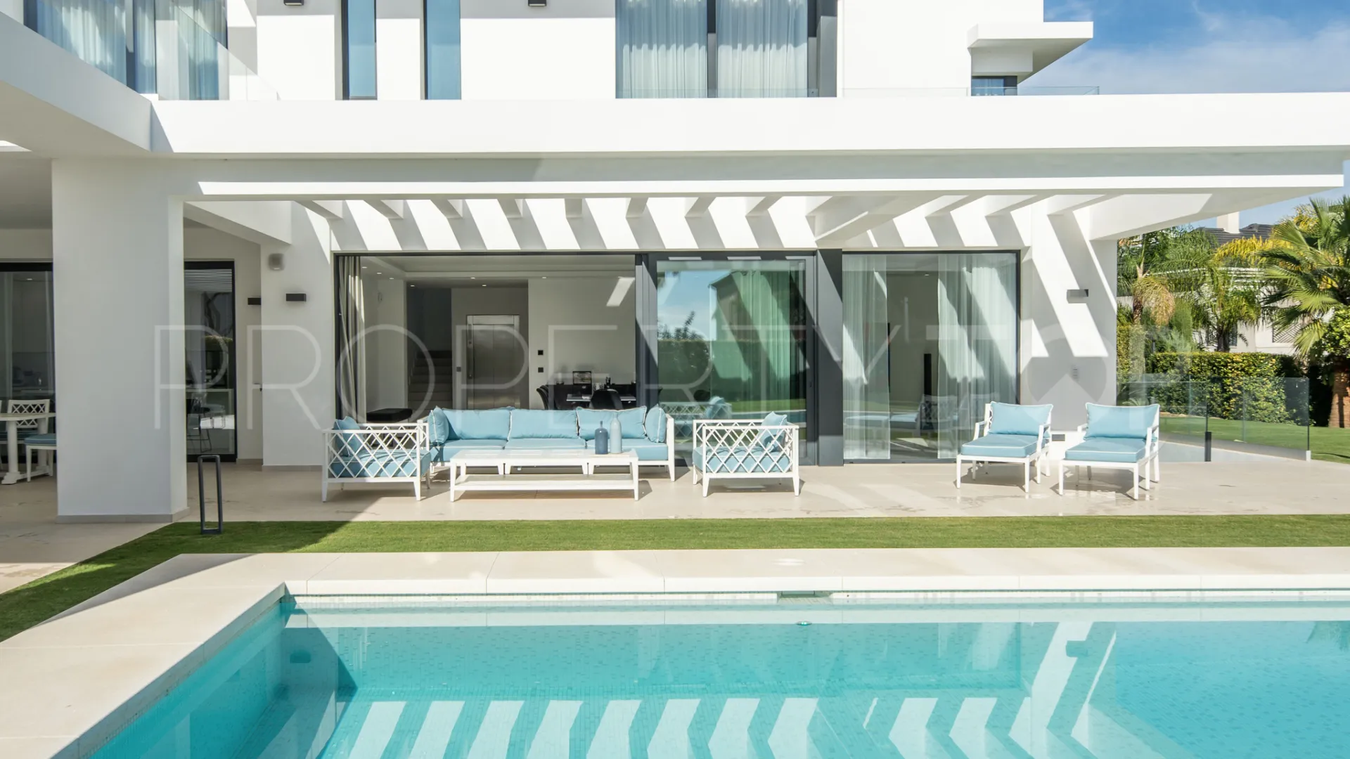 Los Flamingos villa for sale