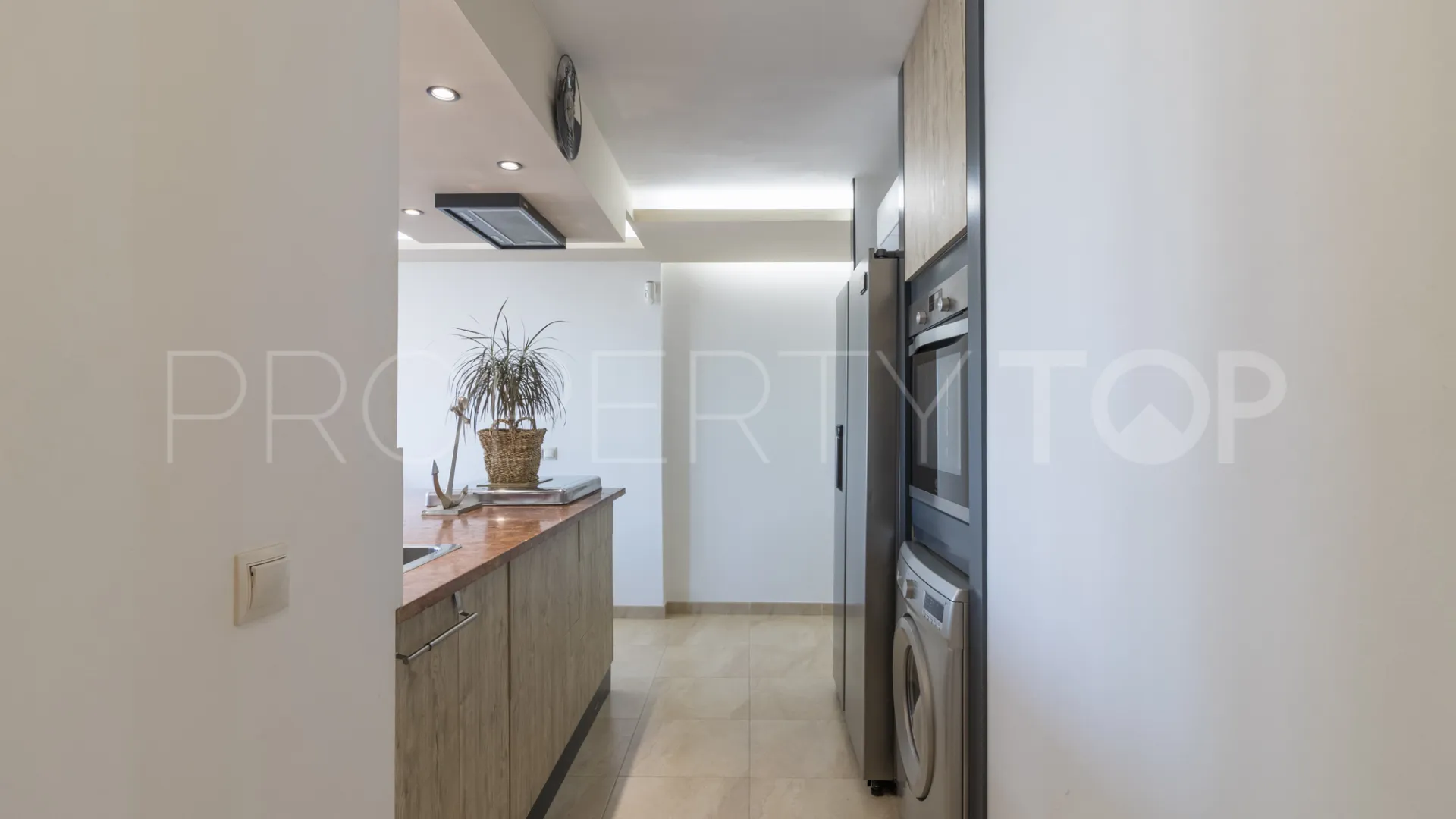 Buy apartment in Benalmadena Costa