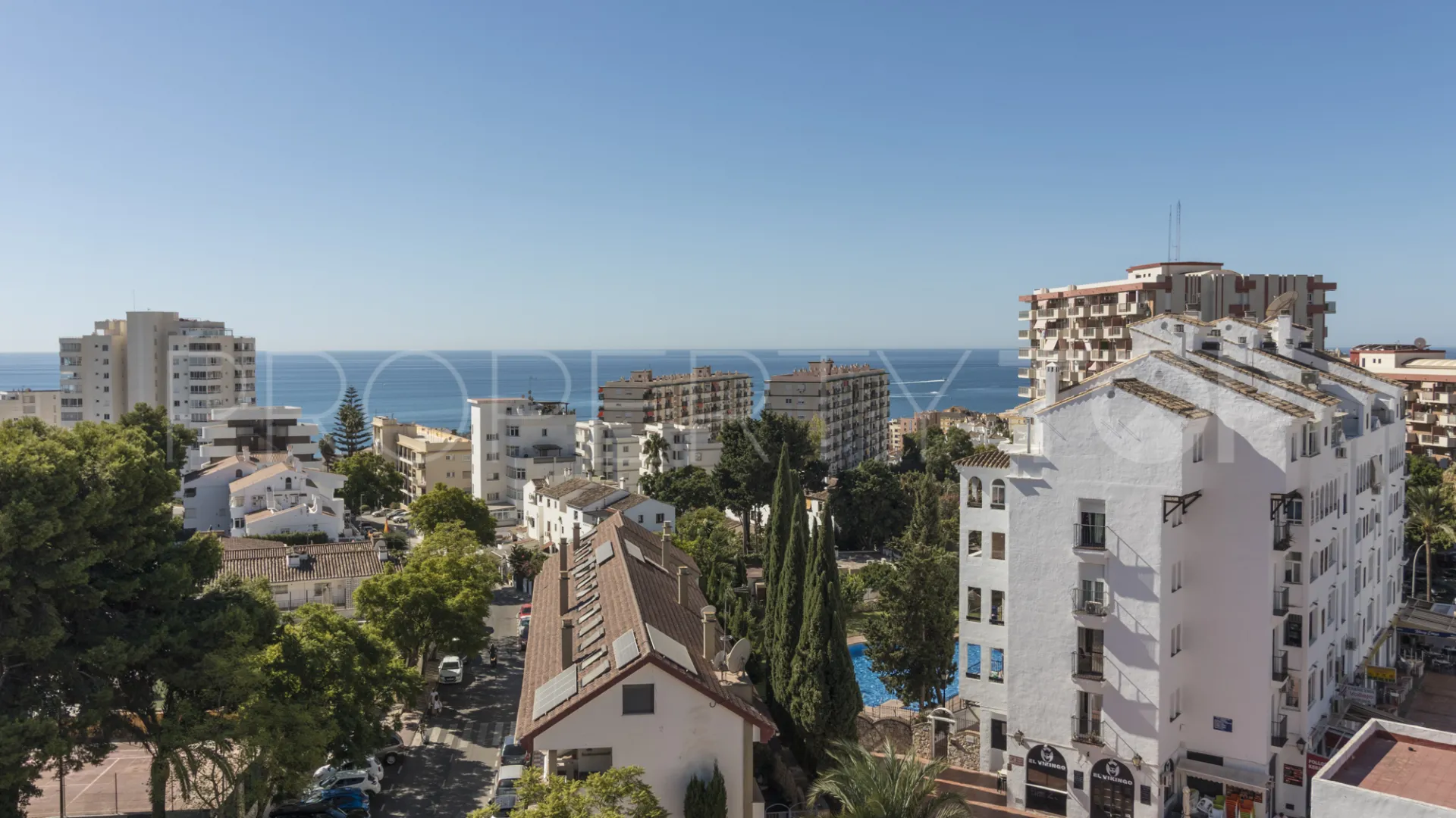Buy apartment in Benalmadena Costa