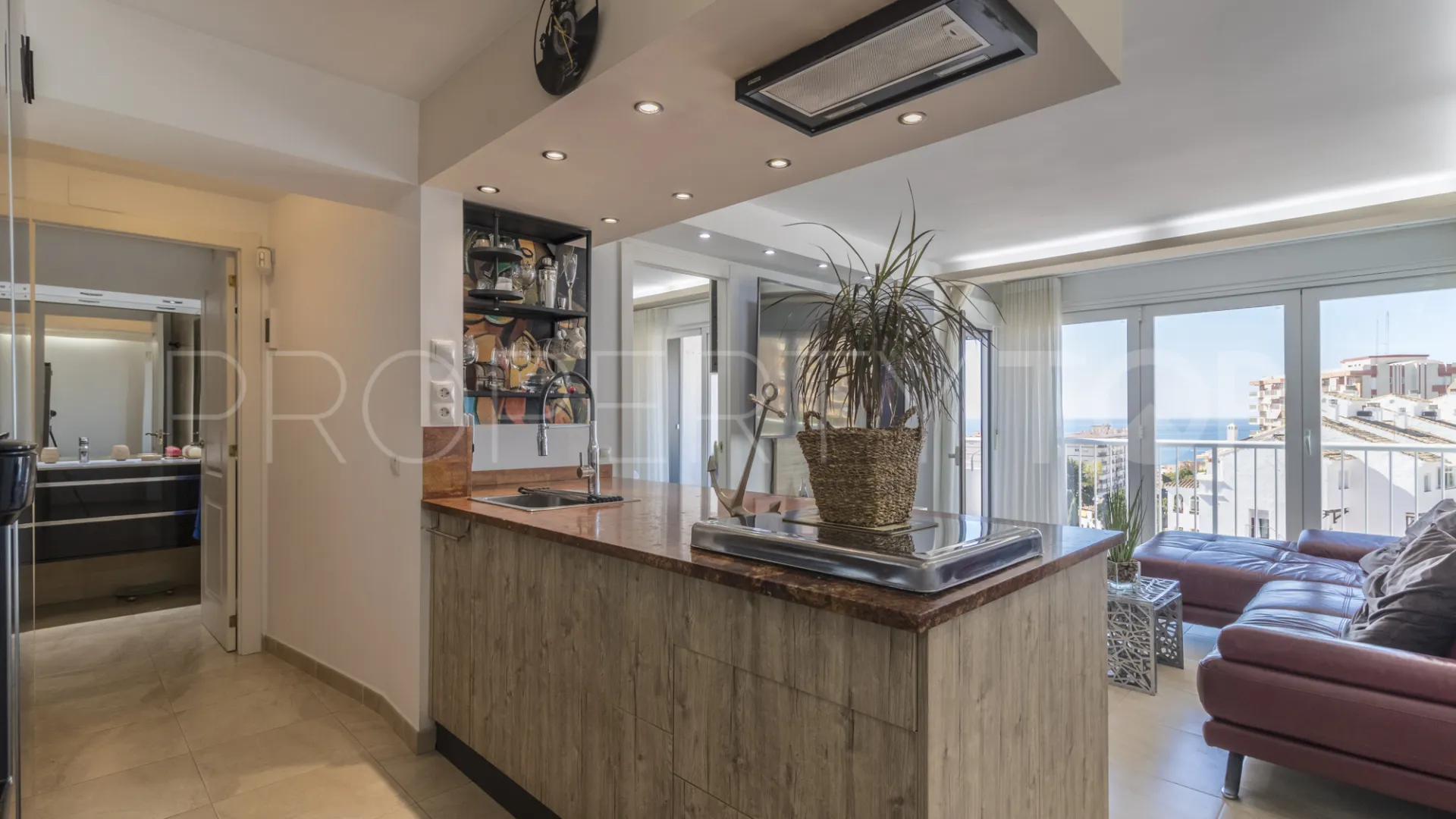 Buy apartment in Benalmadena Costa