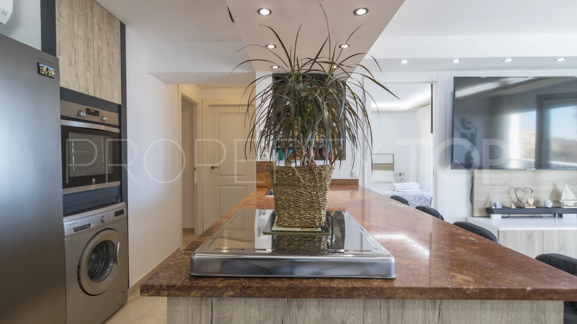 Buy apartment in Benalmadena Costa