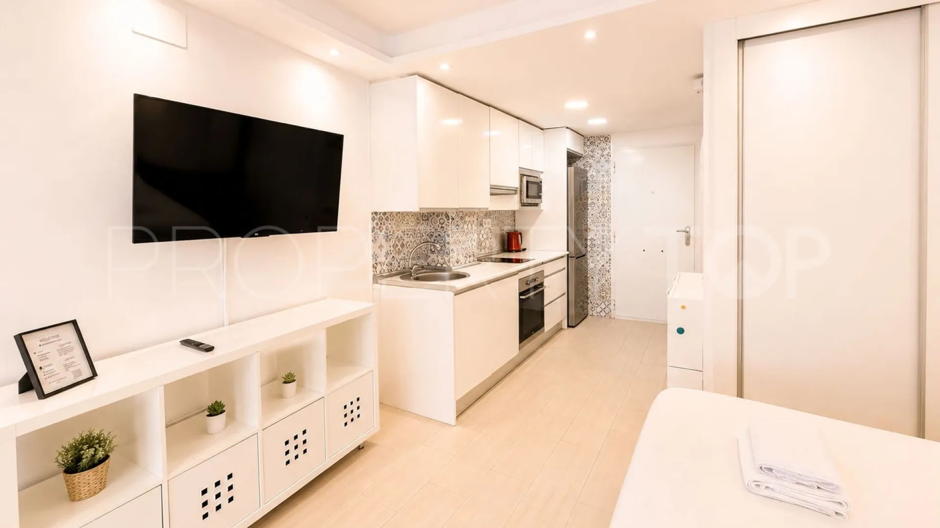 For sale studio in Arroyo de la Miel