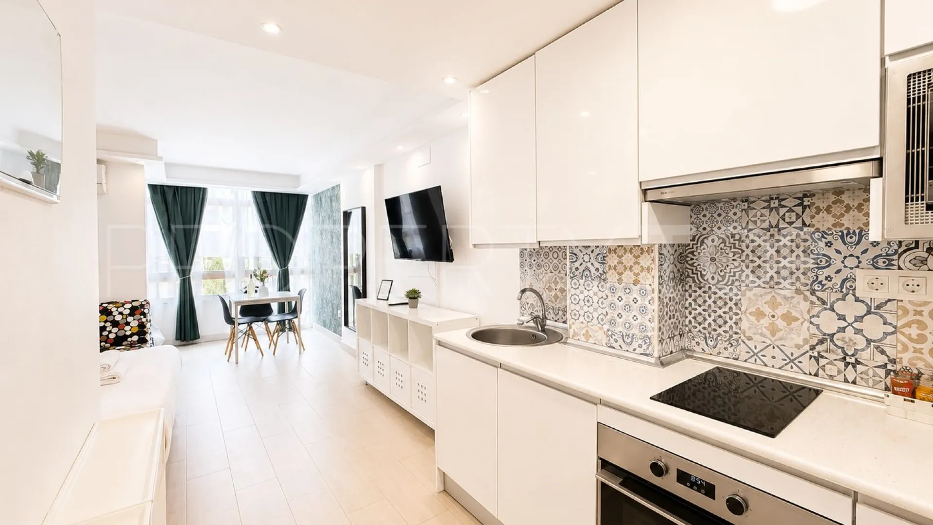 For sale studio in Arroyo de la Miel