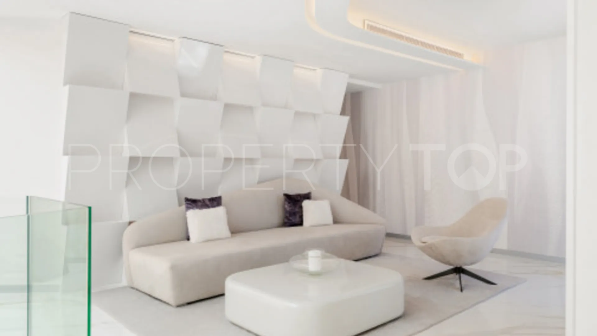 Villa en venta de 6 dormitorios en Los Monteros Playa