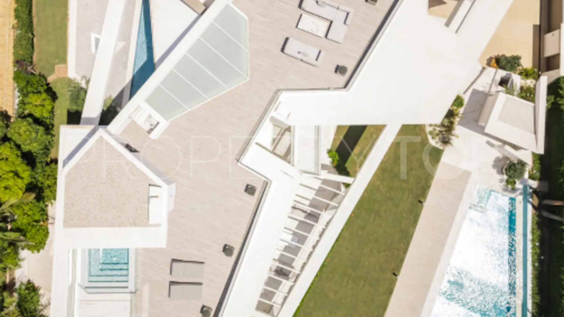 Villa en venta de 6 dormitorios en Los Monteros Playa